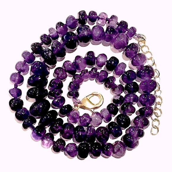 Vintage Hand Knotted Amethyst and Sterling Silver Necklace 21 inches long - Picture 9 of 10